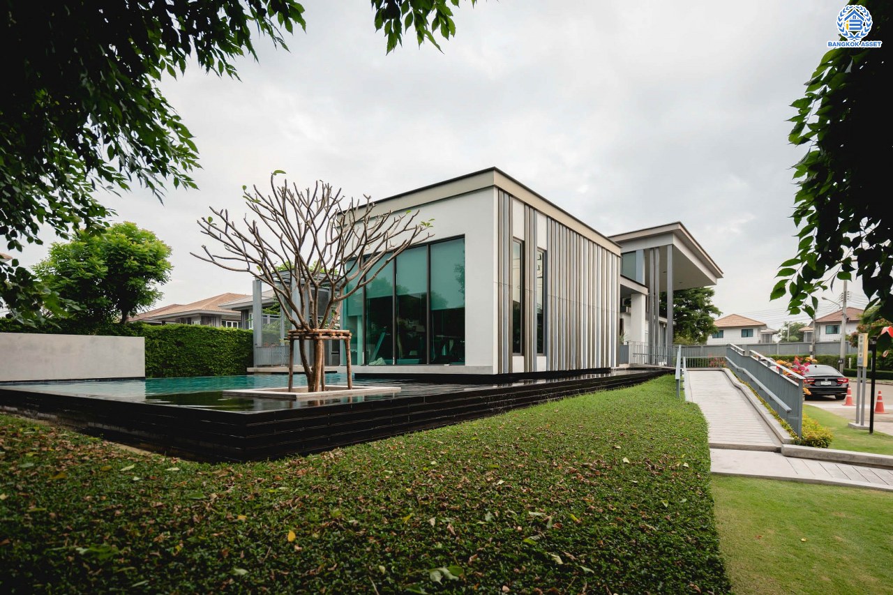 บ้านมือสองตกแต่งใหม่ โครงการ สราญสิริ ติวานนท์-แจ้งวัฒนะ2 หลังมุม เนื้อที่ 56.5 ตร.ว. ดีไซน์ตอบทุกไลฟ์สไตล์ ฟังก์ชัน 3 ห้องนอน 3 ห้องน้ำ จอดรถได้ 2 คัน Living ชั้นบนกว้างขวาง บนทำเลติดถนนใหญ่ เชื่อมต่อทุกเส้นทาง ใกล้จุดขึ้นทางด่วน "ศรีสมาน"